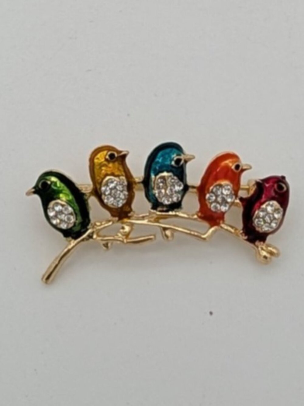 Lovely Rhinestone Birds On A Perch Family Animal Brooch gold tone